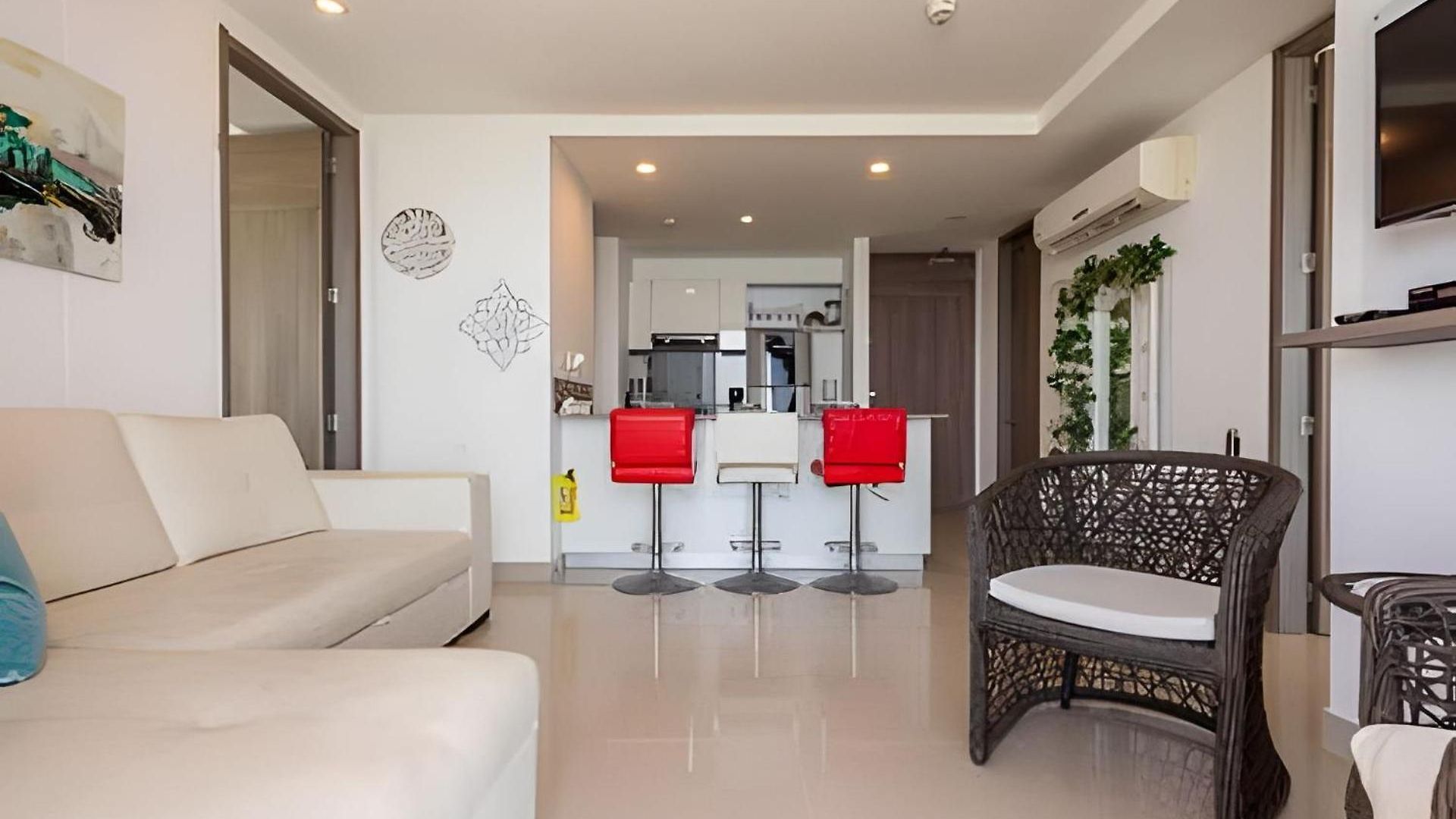 Awesome Oceanfront “morros City” 29th Floor 2r/3br Apartment *