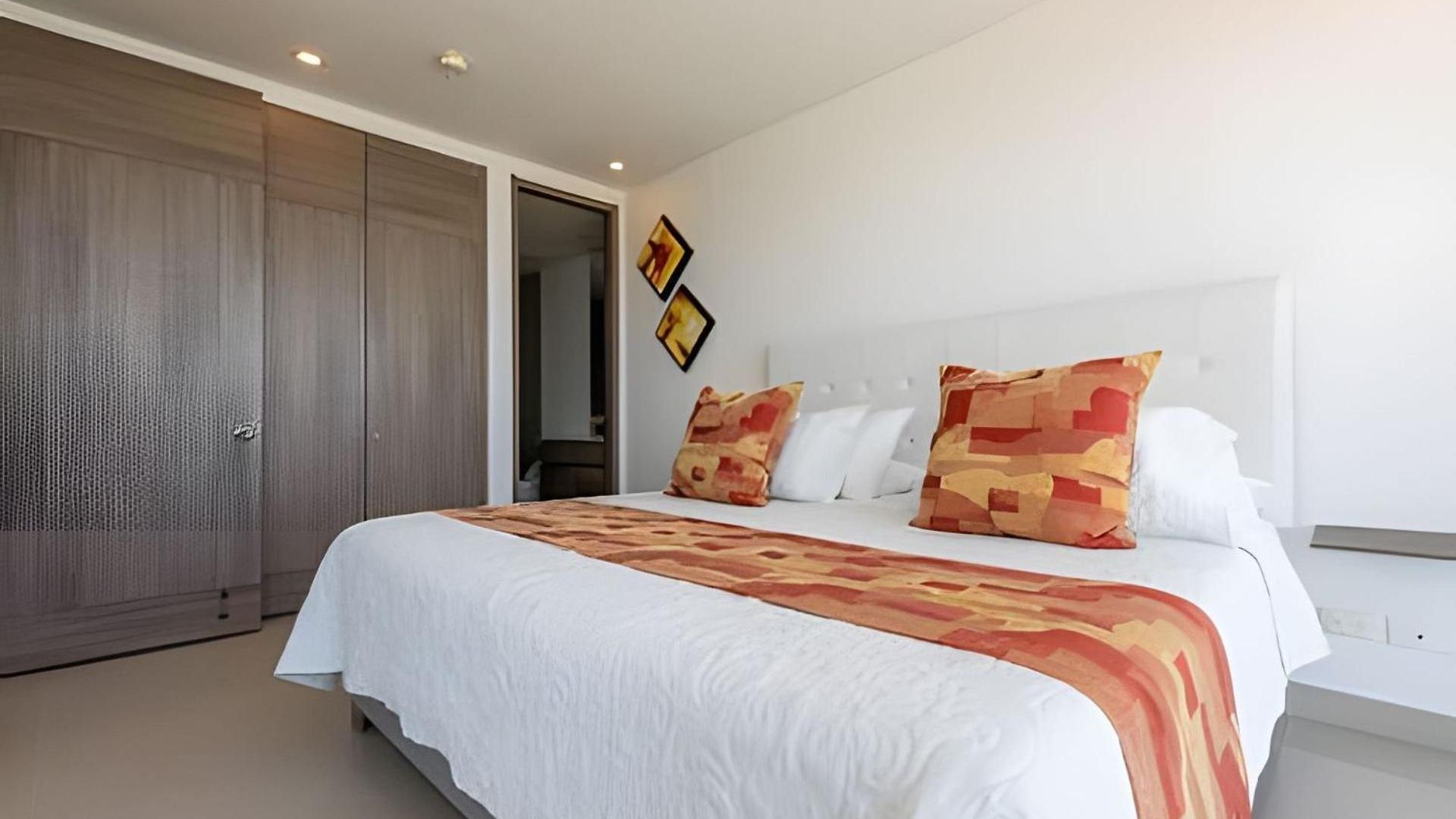 Apartment Awesome Oceanfront “morros City” 29th Floor 2r/3br *