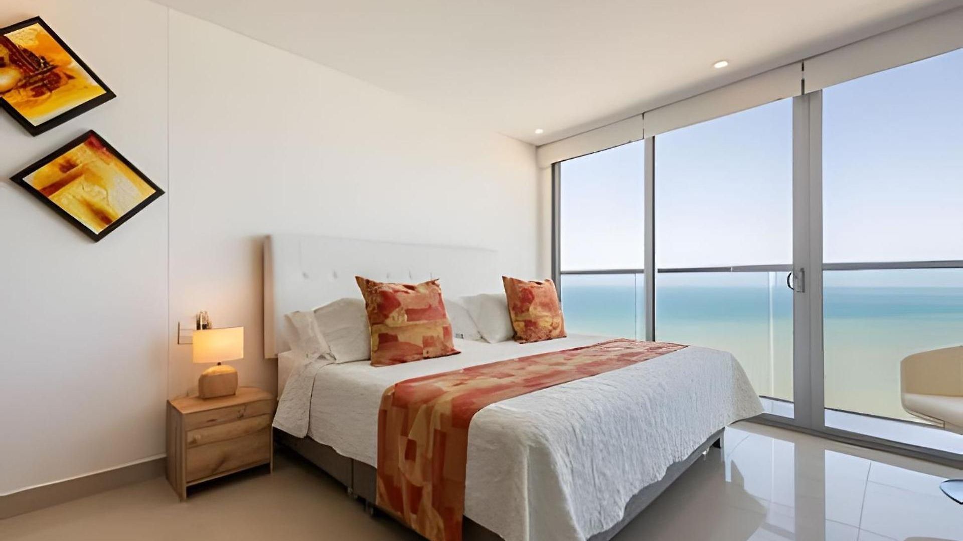 Awesome Oceanfront “morros City” 29th Floor 2r/3br Apartment Cartagena
