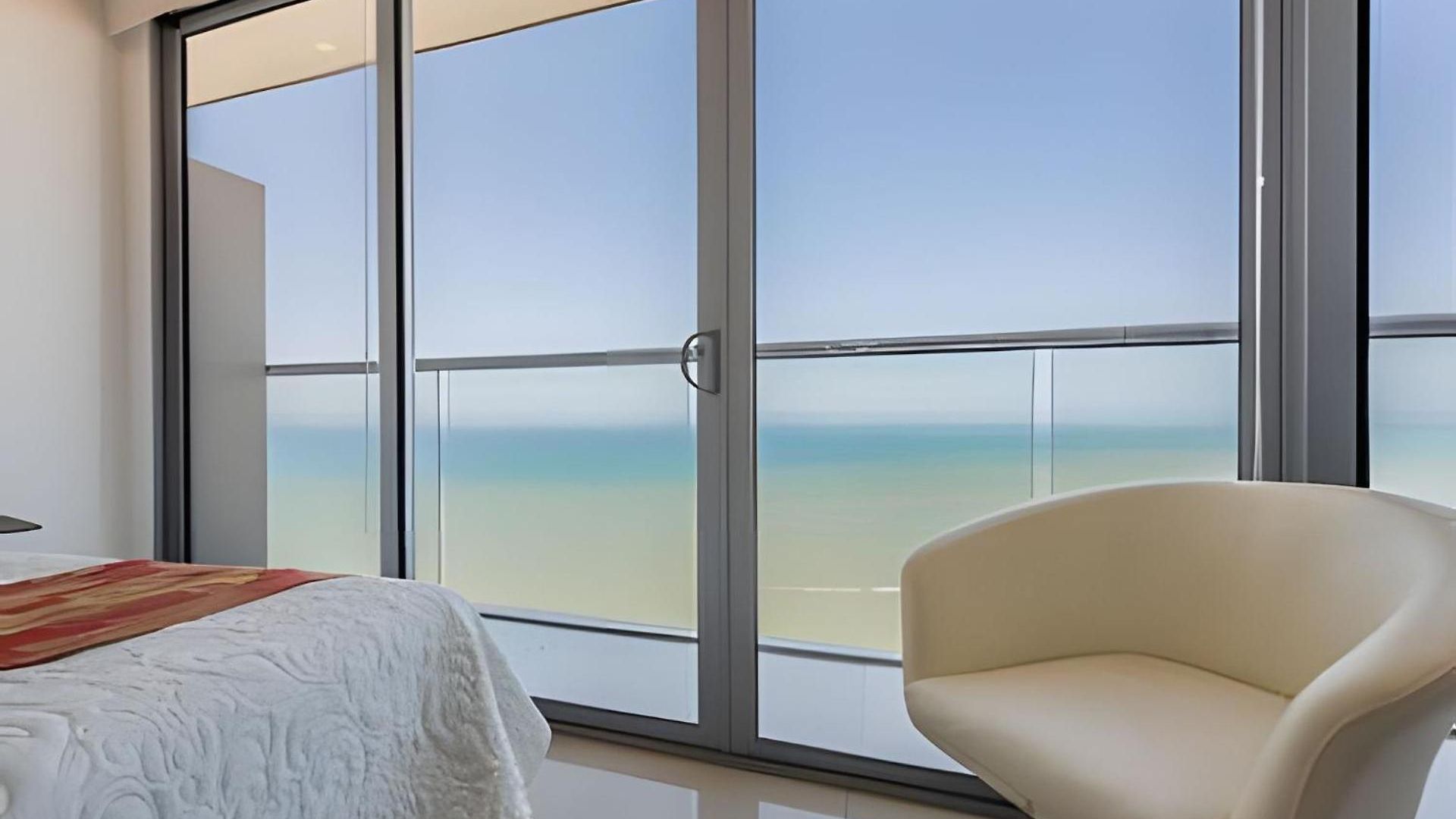 Awesome Oceanfront “morros City” 29th Floor 2r/3br Apartment *